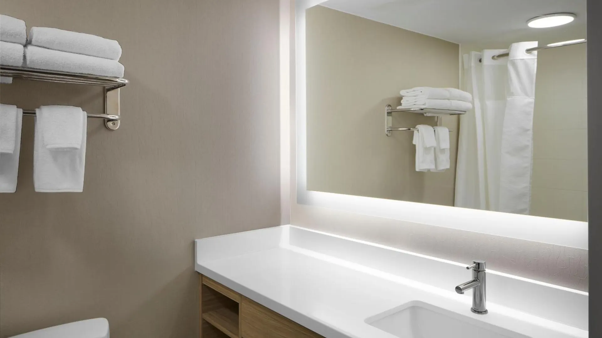 Springhill Suites By Marriott Virginia Beach Oceanfront Hotel